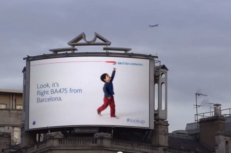 A Billboard That Tracks Airplanes a-billboard-that-tracks-airplanes