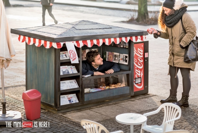 Coca Cola Mini Kiosk