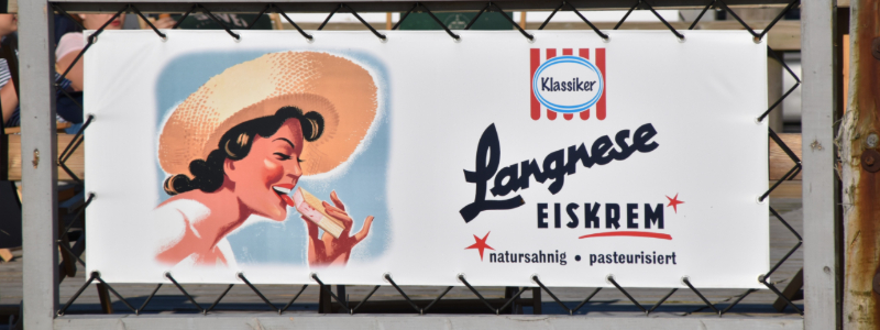 a history of billboards and signs